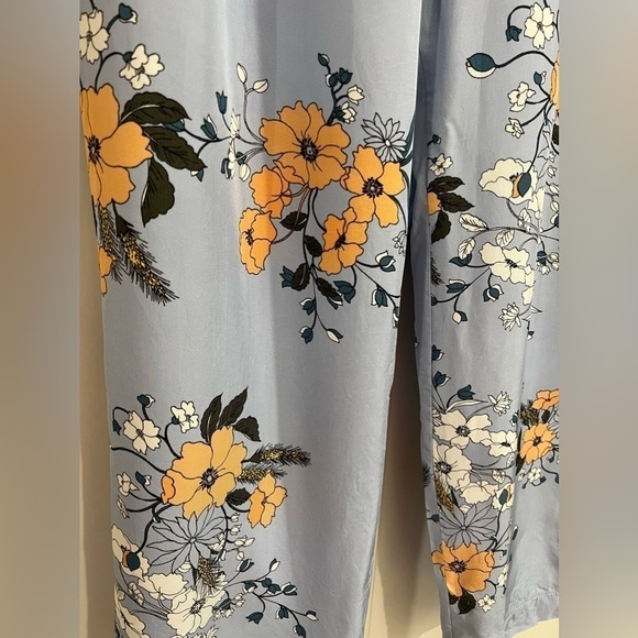 LINED floral pant, blue periwinkle. Zipper and button closure. Size 14. JCrew - Picture 2 of 7